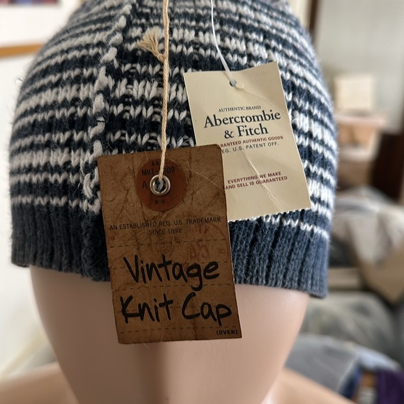 331. Vintage Abercrombie & Fitch - Picture 5 of 6